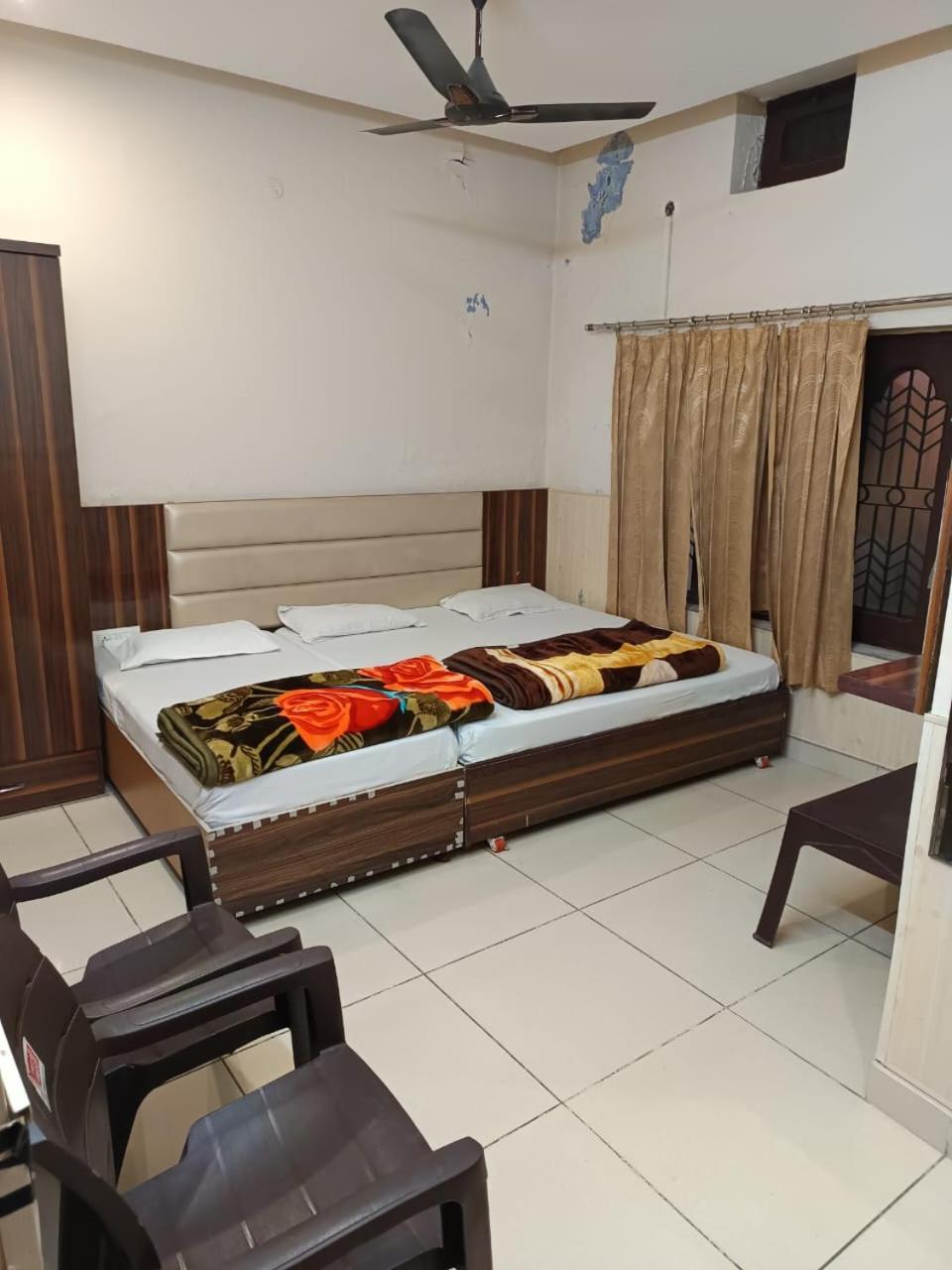 Rk Lodge Amritsar Exterior photo
